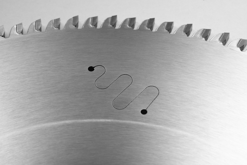 Gross Mouth Saw