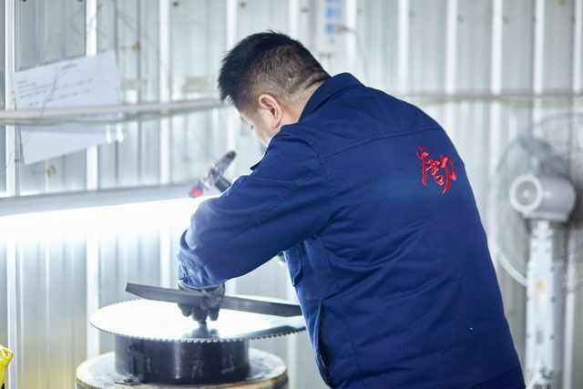 Ban nhạc kiểm tra công nhân Saw Blade12
