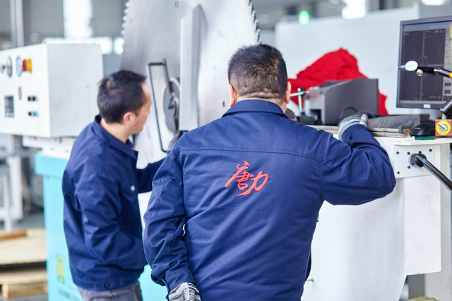 Ban nhạc kiểm tra công nhân Saw Blade10
